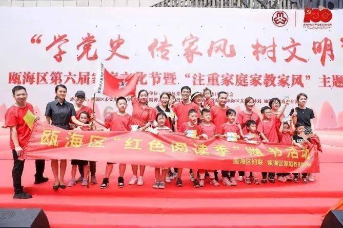 奥利维亚收养猫