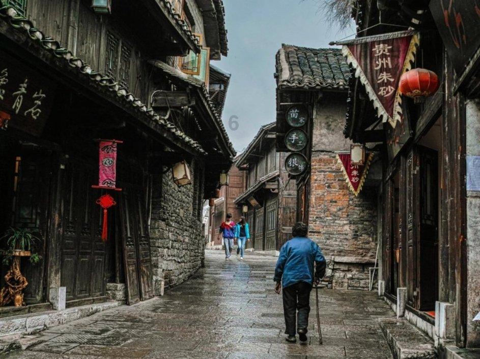 15岁的孩子户口可不可以落在外婆的户口本上?游戏画面
